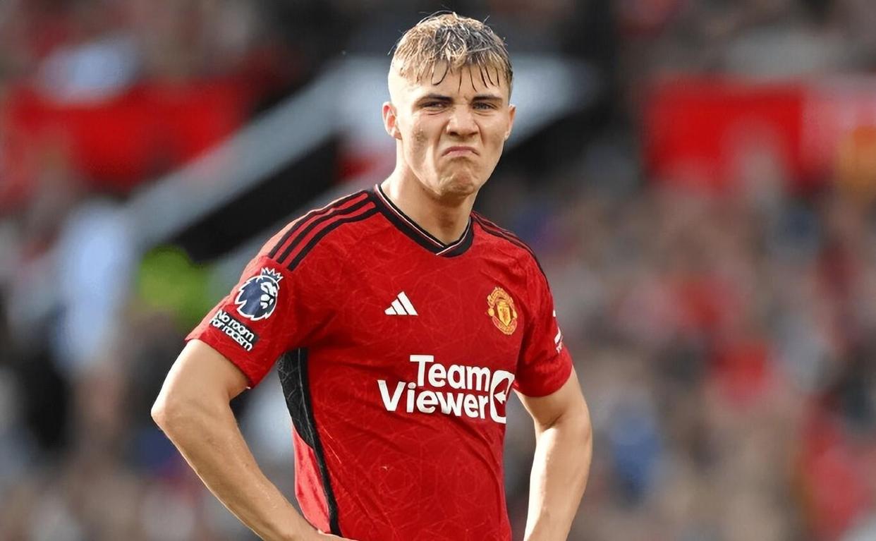 关于曼联门将连续扑救，客场逼平尤文图斯的信息