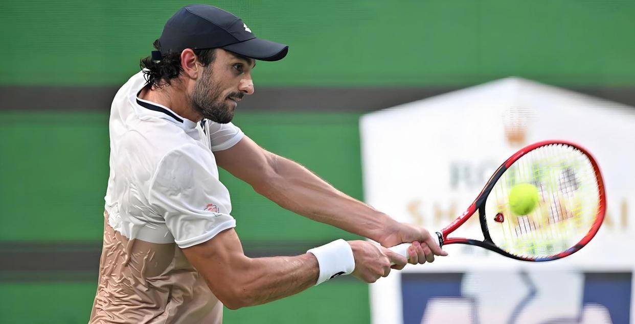 欧洲网球队爆冷美国网球队，德约科维奇制霸全场的简单介绍