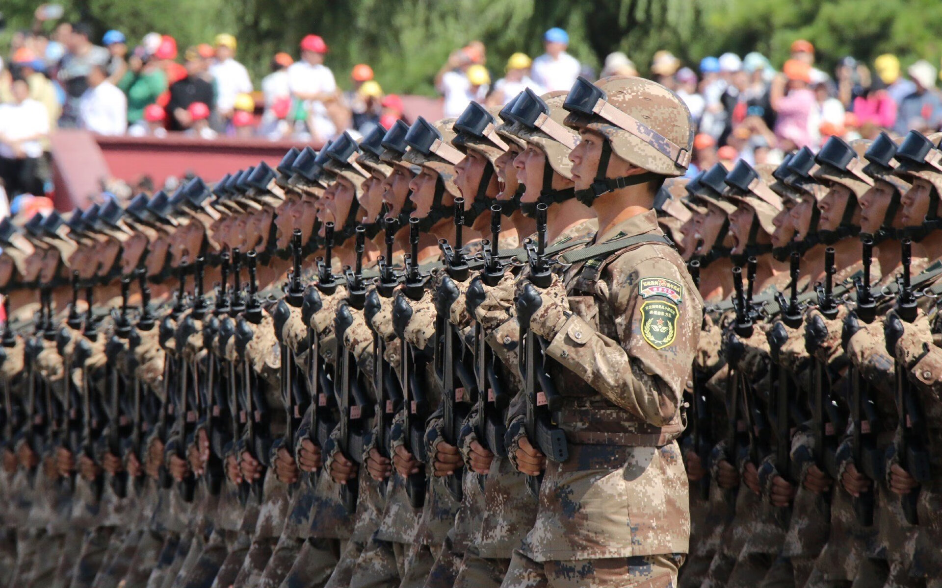 巴黎吻过亚平宁,当本泽马的优雅撕开亚平宁防线