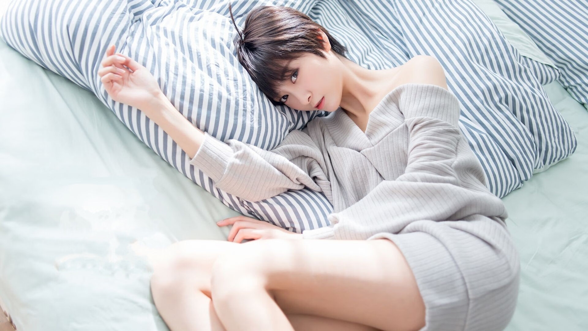 巴黎吻过亚平宁,当本泽马的优雅撕开亚平宁防线